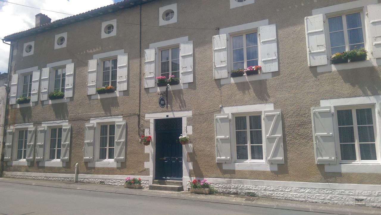 Vingt Grand Rue Champagne-Mouton Exterior foto